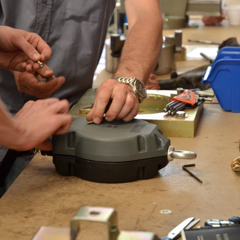 Mechanical overhaul of retractable fall arresters Mechanical overhaul of retractable fall arresters
